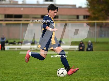 Thumbnail 2 in Northwestern Regional @ Haddam-Killingworth (CIAC Class S Qtr Final) photogallery.