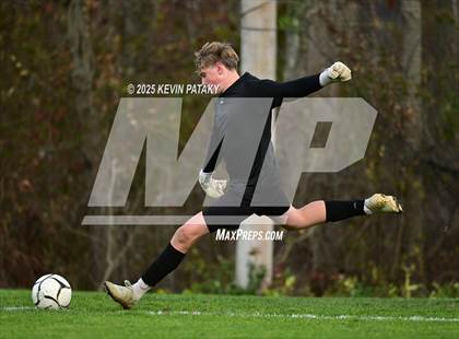 Thumbnail 3 in Northwestern Regional @ Haddam-Killingworth (CIAC Class S Qtr Final) photogallery.