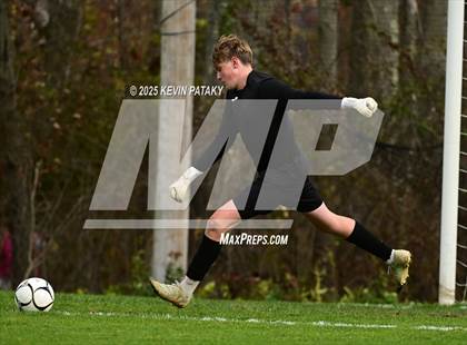 Thumbnail 3 in Northwestern Regional @ Haddam-Killingworth (CIAC Class S Qtr Final) photogallery.