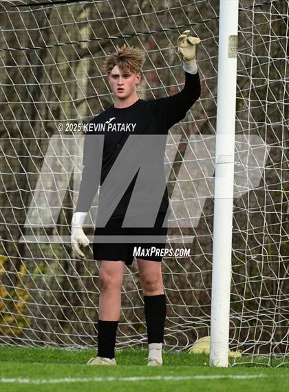 Thumbnail 3 in Northwestern Regional @ Haddam-Killingworth (CIAC Class S Qtr Final) photogallery.