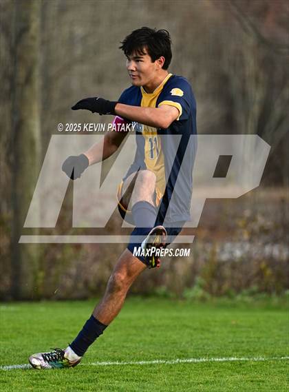 Thumbnail 2 in Northwestern Regional @ Haddam-Killingworth (CIAC Class S Qtr Final) photogallery.
