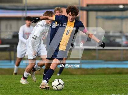Thumbnail 3 in Northwestern Regional @ Haddam-Killingworth (CIAC Class S Qtr Final) photogallery.