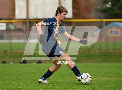 Thumbnail 1 in Northwestern Regional @ Haddam-Killingworth (CIAC Class S Qtr Final) photogallery.