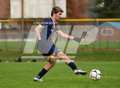 Thumbnail 2 in Northwestern Regional @ Haddam-Killingworth (CIAC Class S Qtr Final) photogallery.