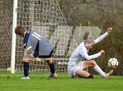 Thumbnail 2 in Northwestern Regional @ Haddam-Killingworth (CIAC Class S Qtr Final) photogallery.