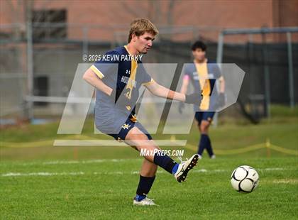 Thumbnail 1 in Northwestern Regional @ Haddam-Killingworth (CIAC Class S Qtr Final) photogallery.