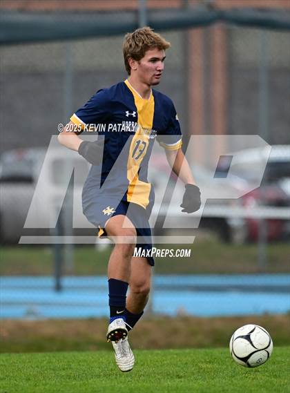 Thumbnail 1 in Northwestern Regional @ Haddam-Killingworth (CIAC Class S Qtr Final) photogallery.