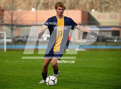 Thumbnail 2 in Northwestern Regional @ Haddam-Killingworth (CIAC Class S Qtr Final) photogallery.