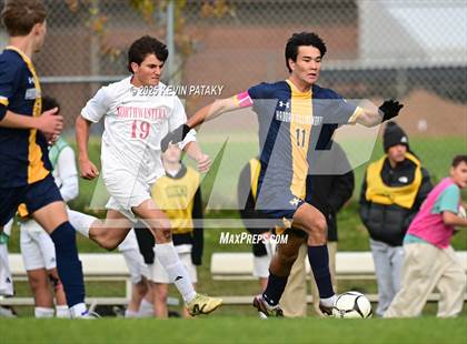 Thumbnail 3 in Northwestern Regional @ Haddam-Killingworth (CIAC Class S Qtr Final) photogallery.