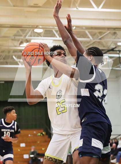 Thumbnail 2 in Immaculate Conception @ Roselle Catholic photogallery.