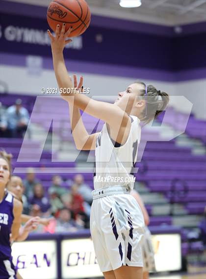 Thumbnail 3 in Miller @ Logan photogallery.