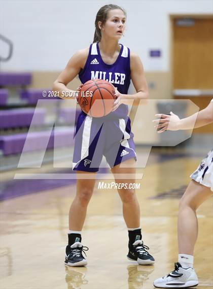 Thumbnail 2 in Miller @ Logan photogallery.