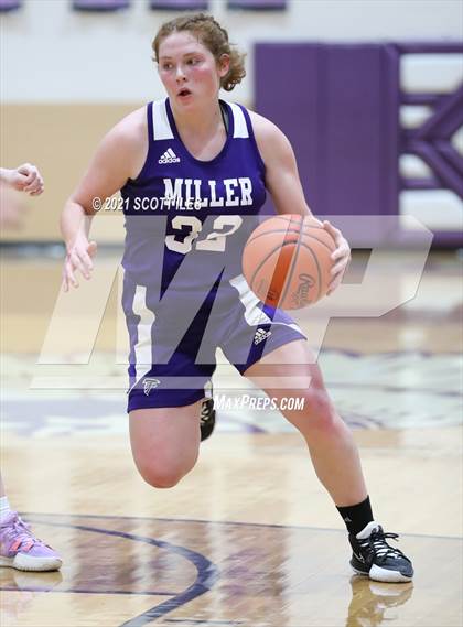 Thumbnail 1 in Miller @ Logan photogallery.