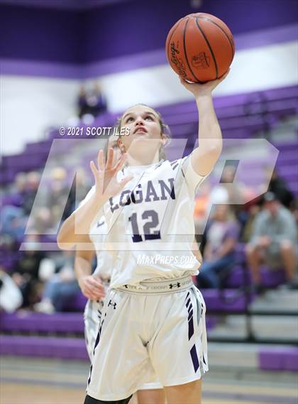 Thumbnail 3 in Miller @ Logan photogallery.