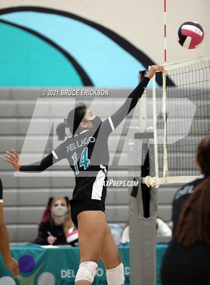 Thumbnail 1 in River Valley @ Del Lago Academy photogallery.