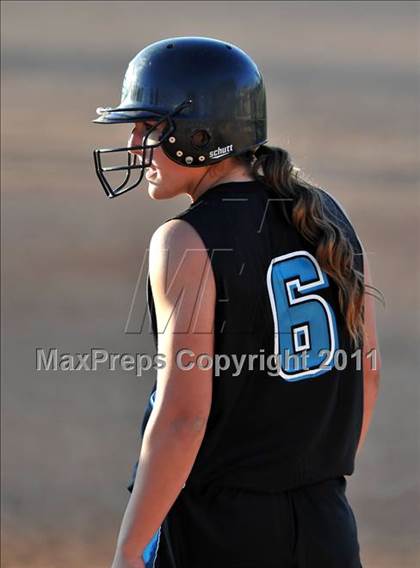 Thumbnail 1 in Santiago vs. Canyon (CIF SS D1 Final) photogallery.