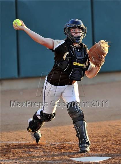 Thumbnail 1 in Santiago vs. Canyon (CIF SS D1 Final) photogallery.