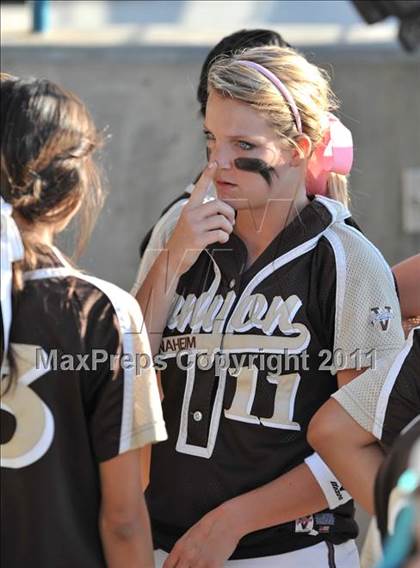 Thumbnail 1 in Santiago vs. Canyon (CIF SS D1 Final) photogallery.