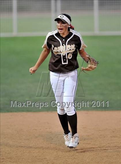 Thumbnail 3 in Santiago vs. Canyon (CIF SS D1 Final) photogallery.