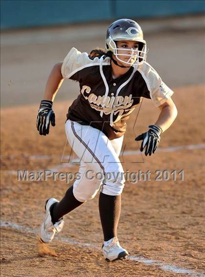 Thumbnail 2 in Santiago vs. Canyon (CIF SS D1 Final) photogallery.
