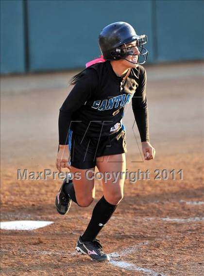 Thumbnail 2 in Santiago vs. Canyon (CIF SS D1 Final) photogallery.