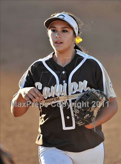 Thumbnail 2 in Santiago vs. Canyon (CIF SS D1 Final) photogallery.