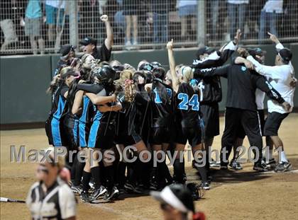 Thumbnail 3 in Santiago vs. Canyon (CIF SS D1 Final) photogallery.