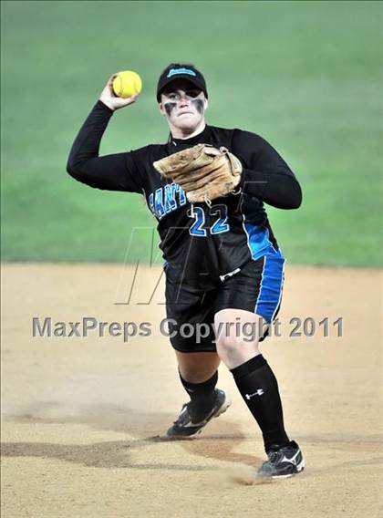 Thumbnail 2 in Santiago vs. Canyon (CIF SS D1 Final) photogallery.