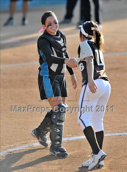 Thumbnail 1 in Santiago vs. Canyon (CIF SS D1 Final) photogallery.