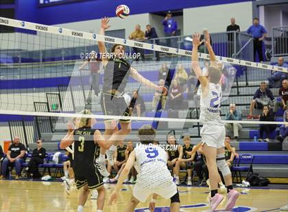 Thumbnail 1 in Lone Peak @ Pleasant Grove photogallery.