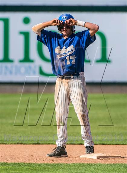 Thumbnail 2 in Auburn vs. Hingham (MIAA Division 2 Final) photogallery.