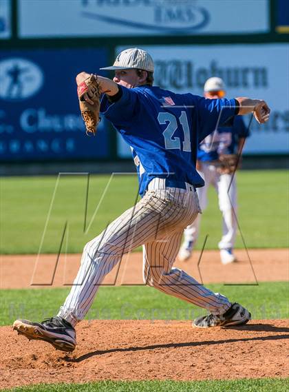 Thumbnail 3 in Auburn vs. Hingham (MIAA Division 2 Final) photogallery.