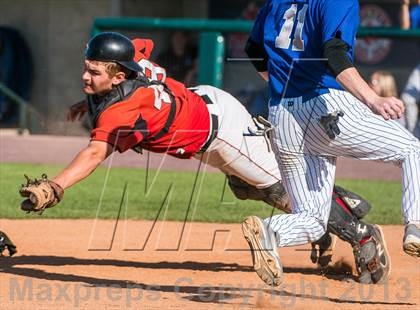 Thumbnail 1 in Auburn vs. Hingham (MIAA Division 2 Final) photogallery.