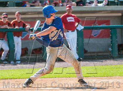 Thumbnail 3 in Auburn vs. Hingham (MIAA Division 2 Final) photogallery.