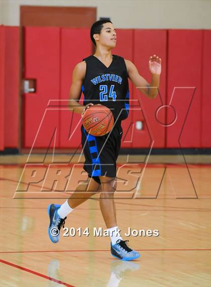 Thumbnail 3 in Westview vs. Chaparral (Hoophall West Tournament) photogallery.