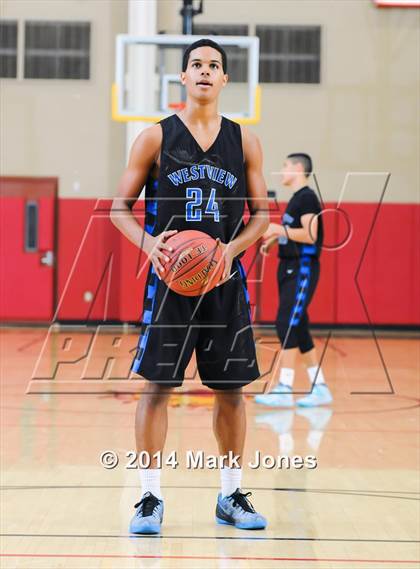 Thumbnail 2 in Westview vs. Chaparral (Hoophall West Tournament) photogallery.