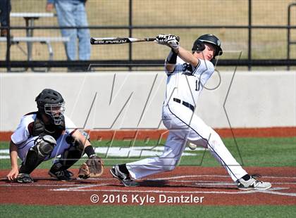 Thumbnail 3 in St. Michael's vs Bishop Lynch (Texas Private School Classic) photogallery.