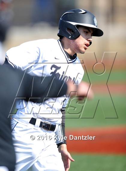 Thumbnail 3 in St. Michael's vs Bishop Lynch (Texas Private School Classic) photogallery.