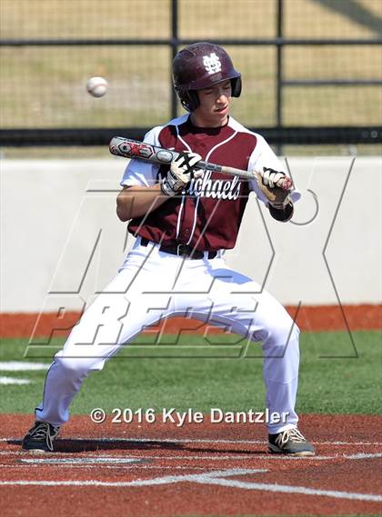 Thumbnail 1 in St. Michael's vs Bishop Lynch (Texas Private School Classic) photogallery.