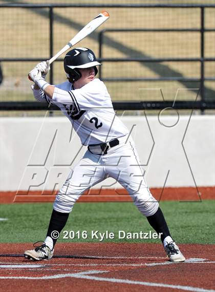 Thumbnail 2 in St. Michael's vs Bishop Lynch (Texas Private School Classic) photogallery.