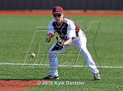 Thumbnail 1 in St. Michael's vs Bishop Lynch (Texas Private School Classic) photogallery.
