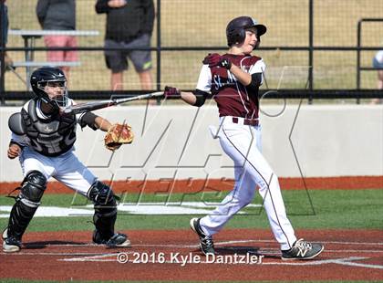 Thumbnail 1 in St. Michael's vs Bishop Lynch (Texas Private School Classic) photogallery.