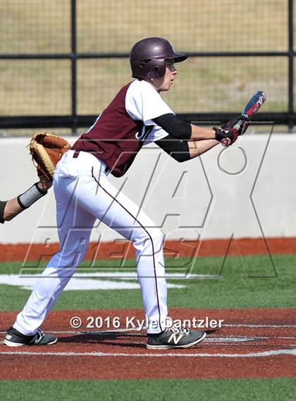 Thumbnail 1 in St. Michael's vs Bishop Lynch (Texas Private School Classic) photogallery.