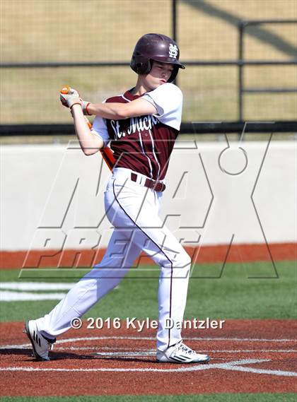 Thumbnail 1 in St. Michael's vs Bishop Lynch (Texas Private School Classic) photogallery.