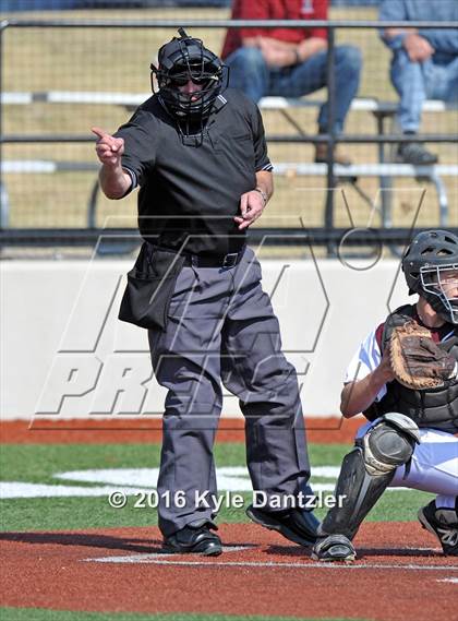 Thumbnail 1 in St. Michael's vs Bishop Lynch (Texas Private School Classic) photogallery.
