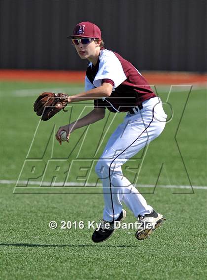 Thumbnail 3 in St. Michael's vs Bishop Lynch (Texas Private School Classic) photogallery.