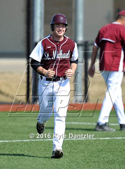 Thumbnail 2 in St. Michael's vs Bishop Lynch (Texas Private School Classic) photogallery.