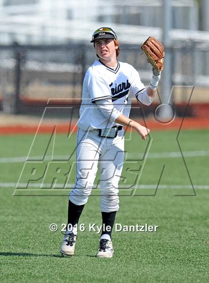 Thumbnail 1 in St. Michael's vs Bishop Lynch (Texas Private School Classic) photogallery.