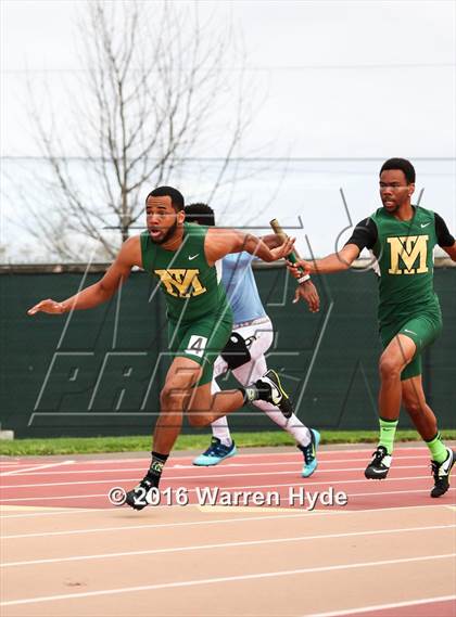 Thumbnail 3 in Mark Macres Invitational photogallery.