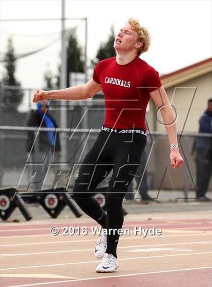 Thumbnail 1 in Mark Macres Invitational photogallery.